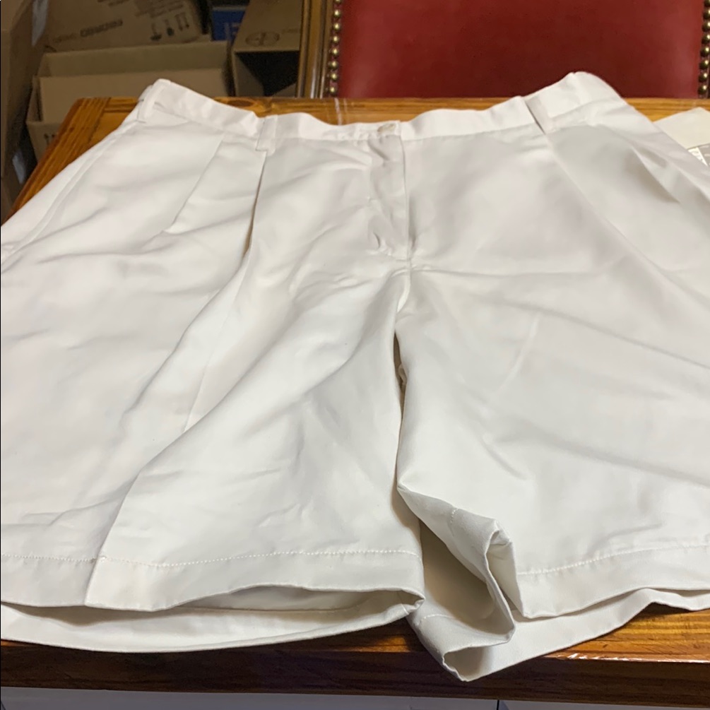 Cream Bermuda Shorts With Classic Flat Front Design